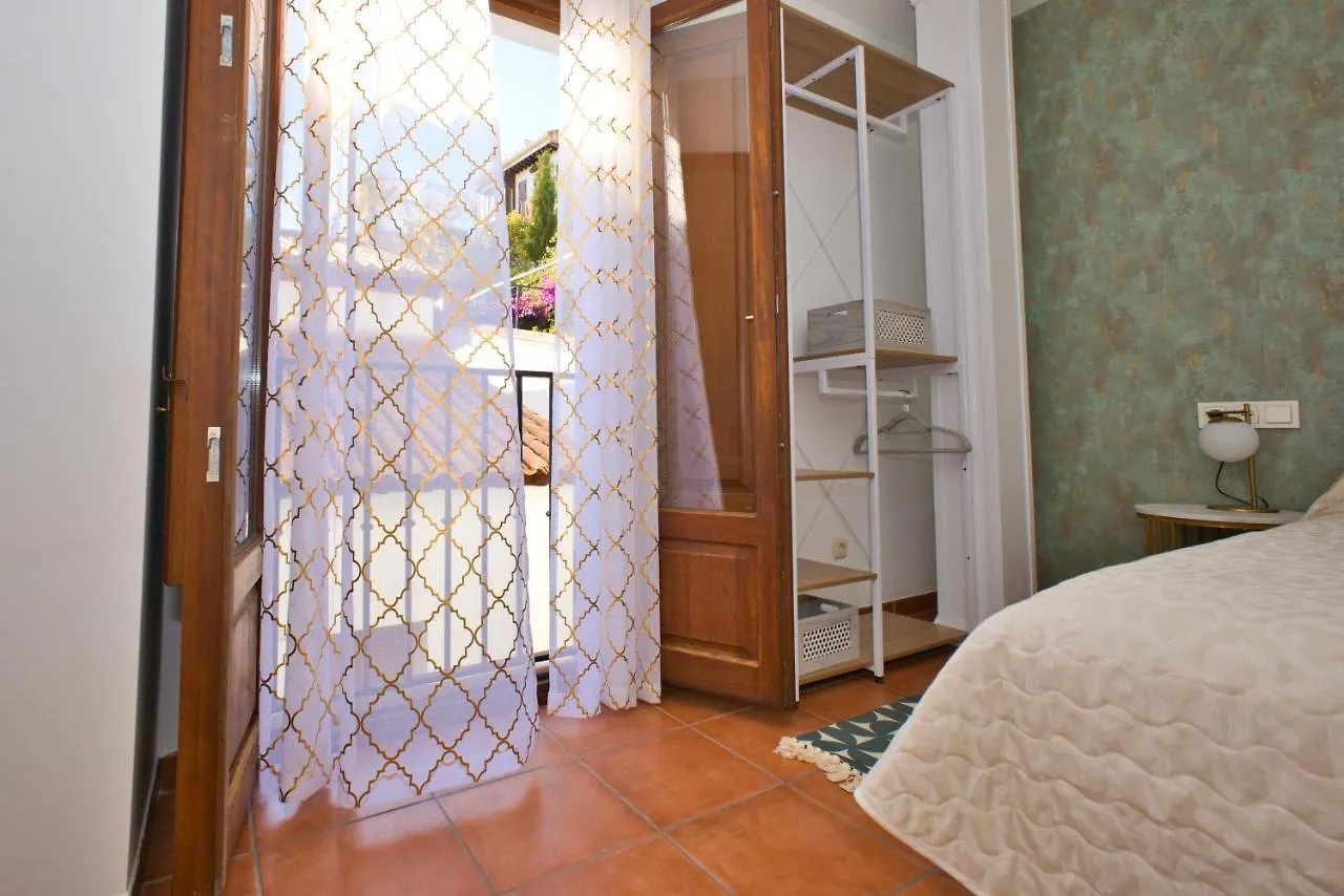 Granada Insight, Mirador San Nicolas, Parking Included